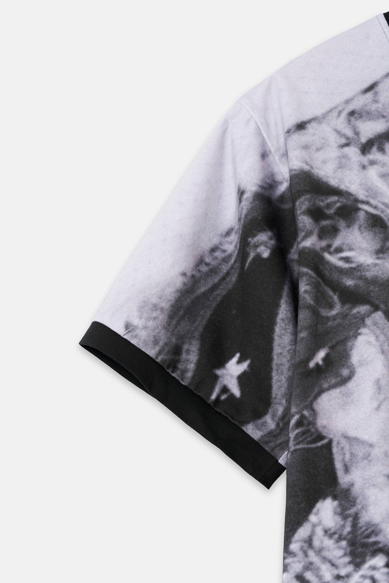FOREVER YUNG TEE - 3